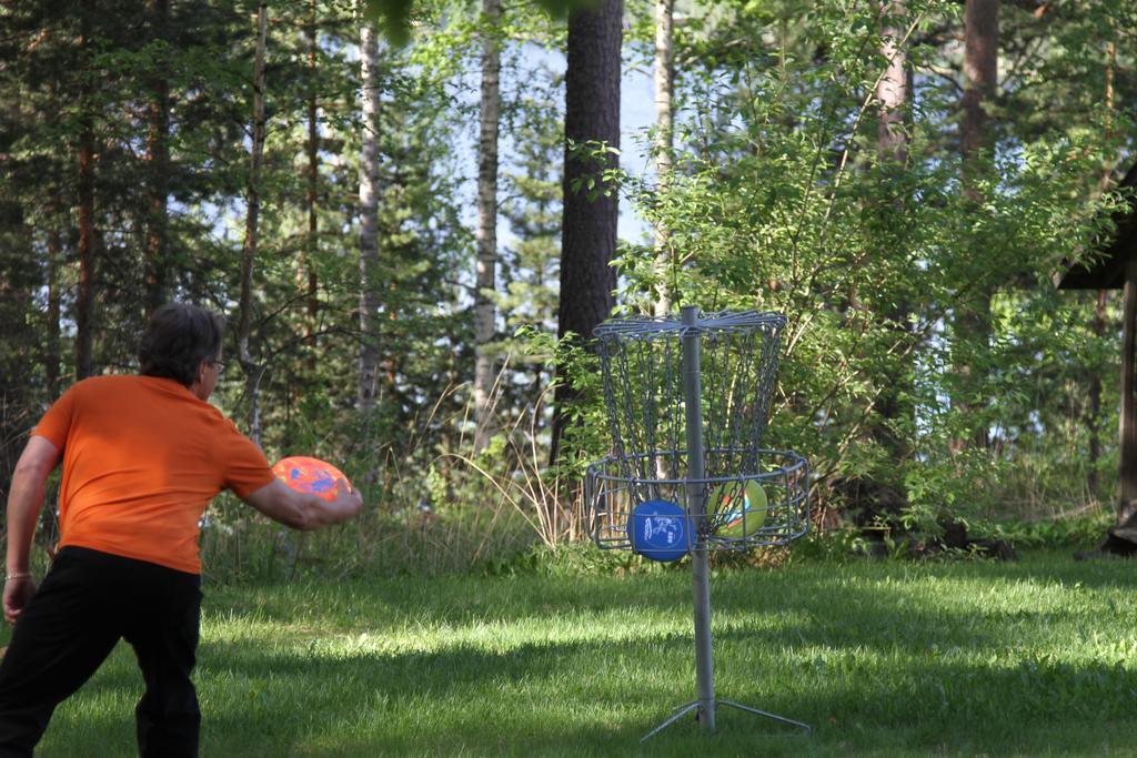 Hotel Kruunupuisto プンカハルユ エクステリア 写真