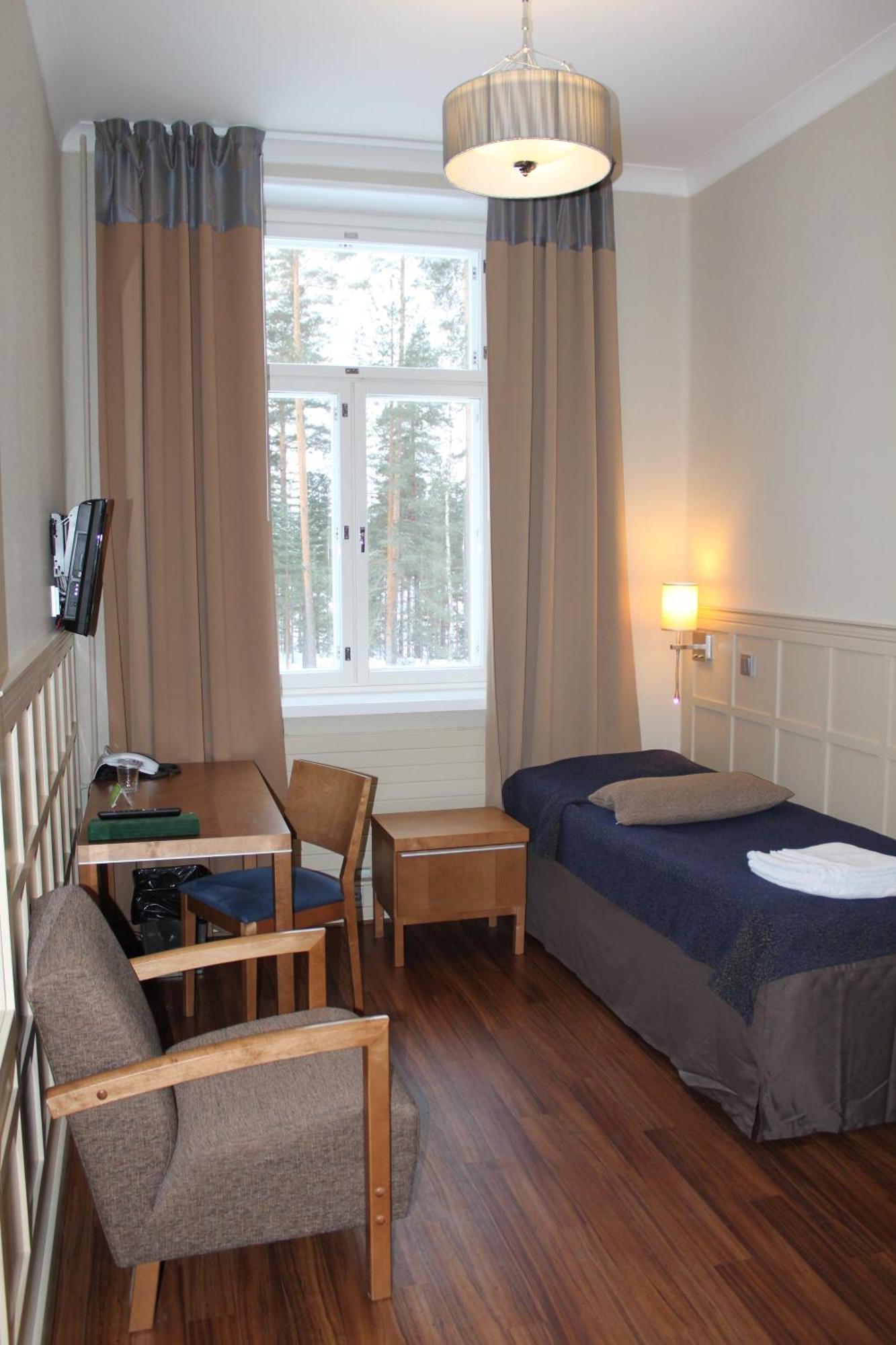 Hotel Kruunupuisto プンカハルユ エクステリア 写真