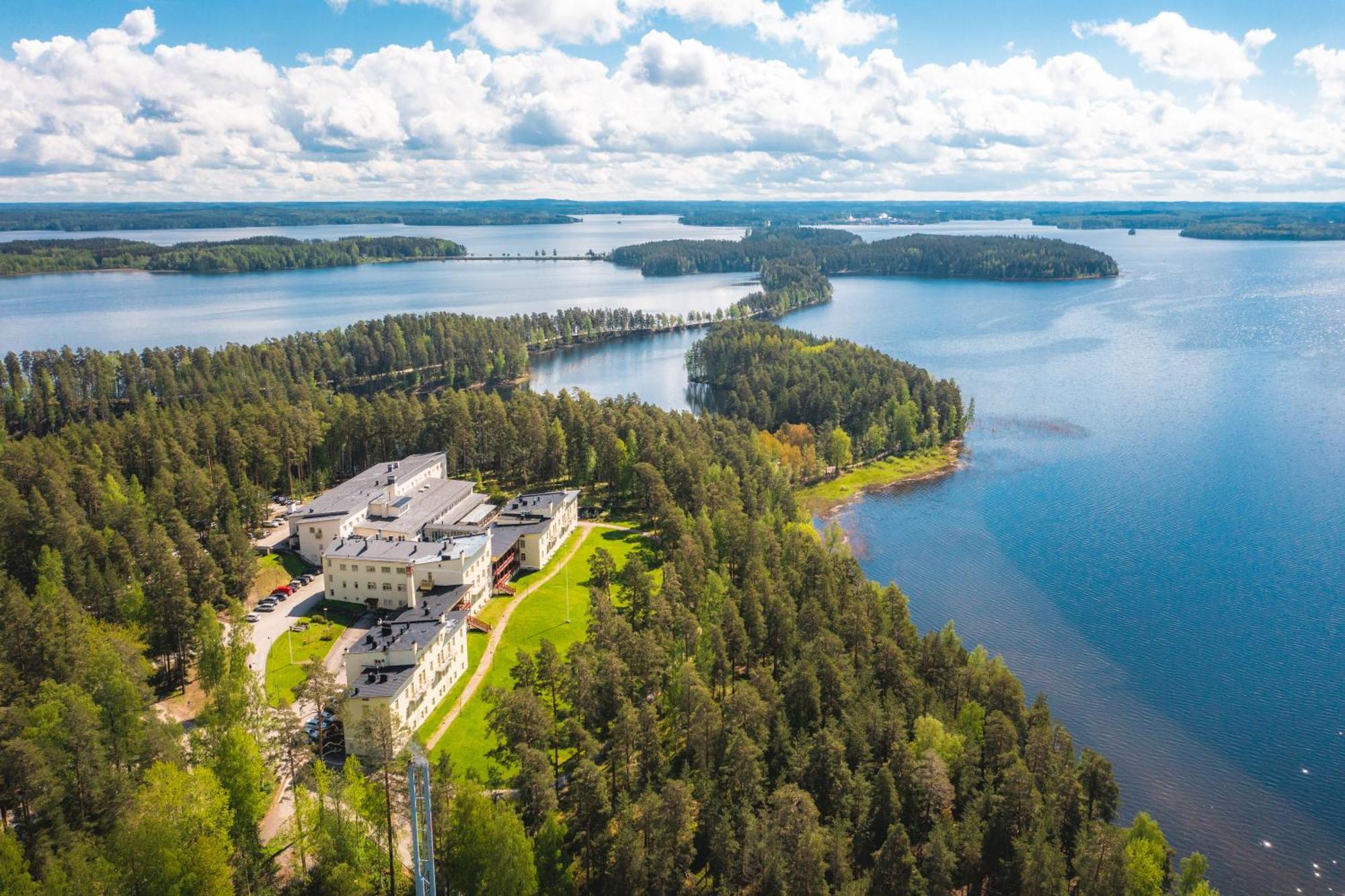 Hotel Kruunupuisto プンカハルユ エクステリア 写真