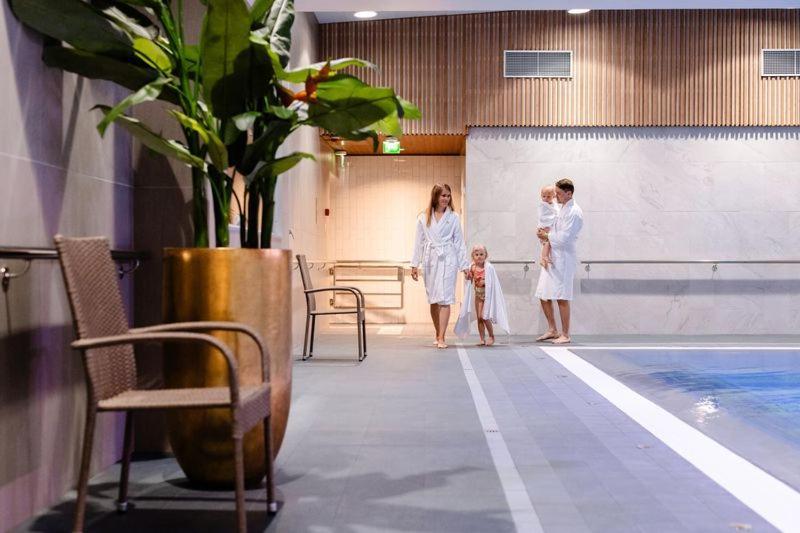 Hotel Kruunupuisto プンカハルユ エクステリア 写真