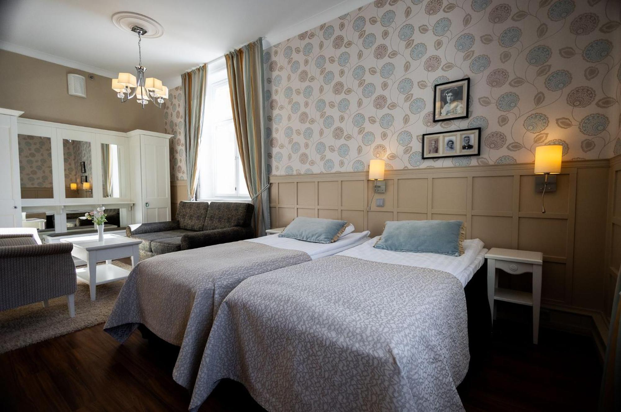 Hotel Kruunupuisto プンカハルユ エクステリア 写真