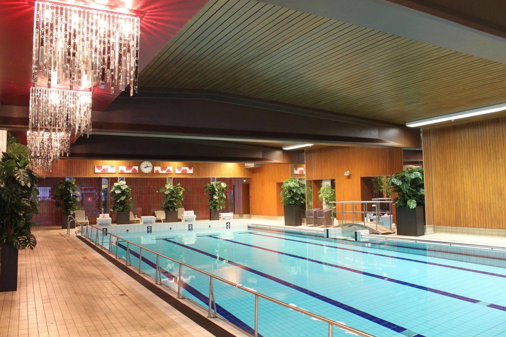 Hotel Kruunupuisto プンカハルユ エクステリア 写真